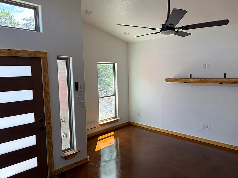 2523 Hercules Ct — Photo 5