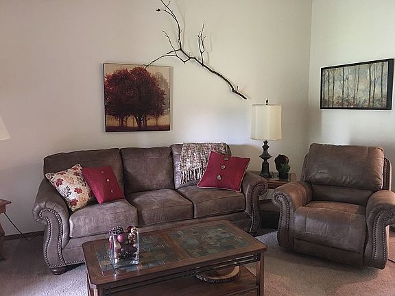 3rd image of 230 Turnberry Dr #4