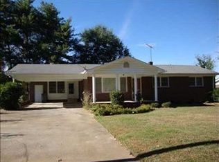 9 Duncan Rd, Greenville, SC 29617