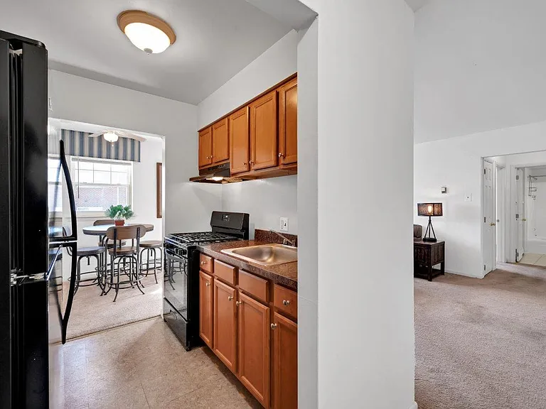 Carlwynne Manor Apartment Homes — Photo 5