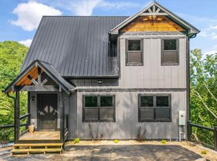 3414 Sugar Maple Loop Rd, Sevierville, TN 37862