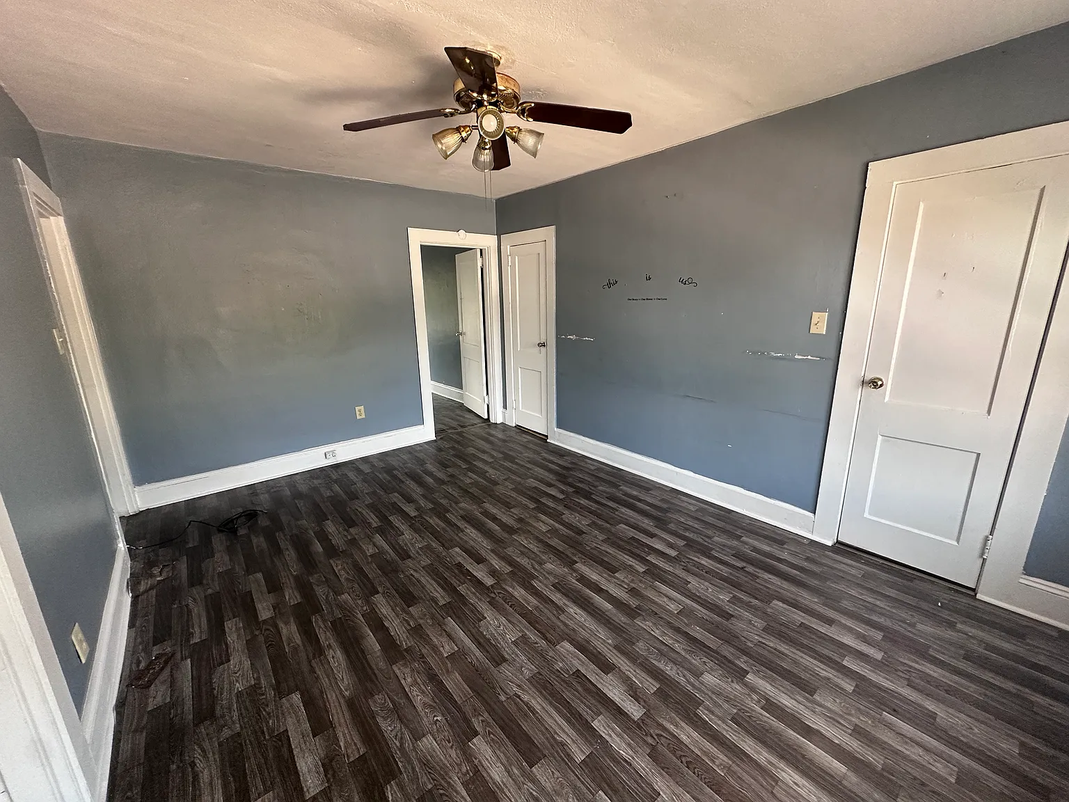 2 bed, 1.5 bath, 800 sqft, $950 — Photo 4
