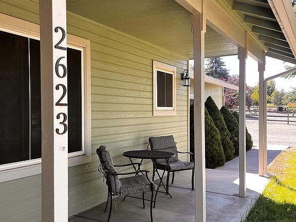 2nd image of 2623 Stewart Ave