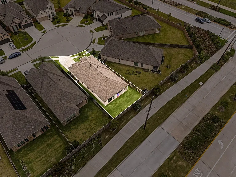 8711 Harbor Pines Dr — Photo 39