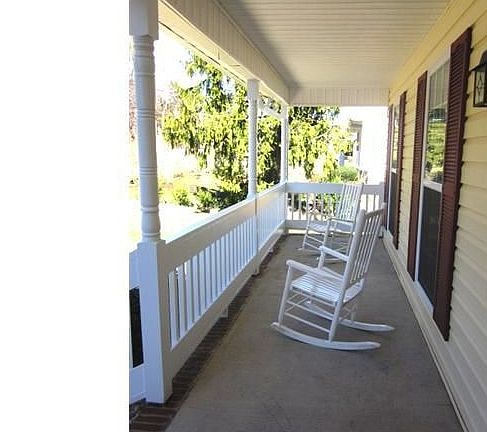 2nd image of 4831 Leinbach Dr