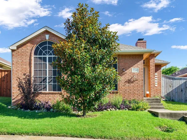 716 Ashbrook Dr, Desoto, TX 75115