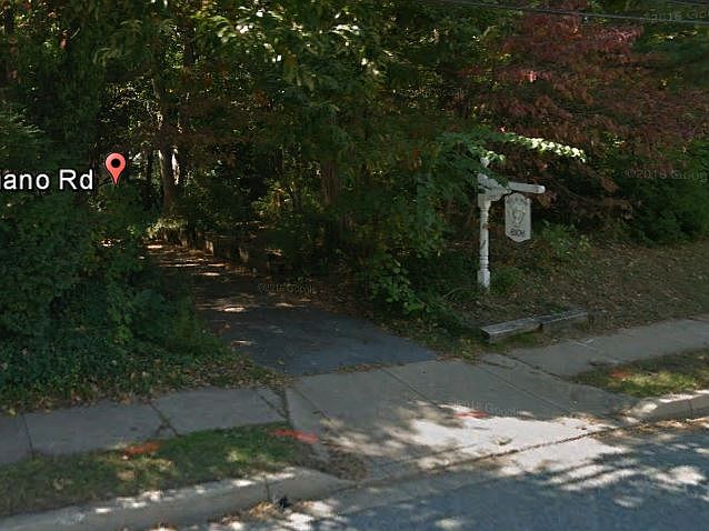 2nd image of 6106 Cipriano Rd
