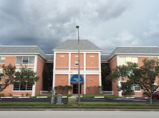 1900 68th St N APT 107, Saint Petersburg, FL 33710