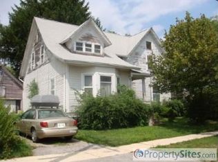 201 N State St, Poplar Grove, IL 61065