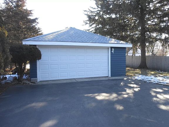 2 car garage