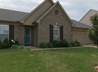 5679 Deer Ridge Dr, Southaven, MS 38672
