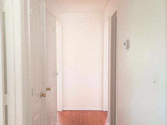 5th image of 220 Beach 92nd St #2