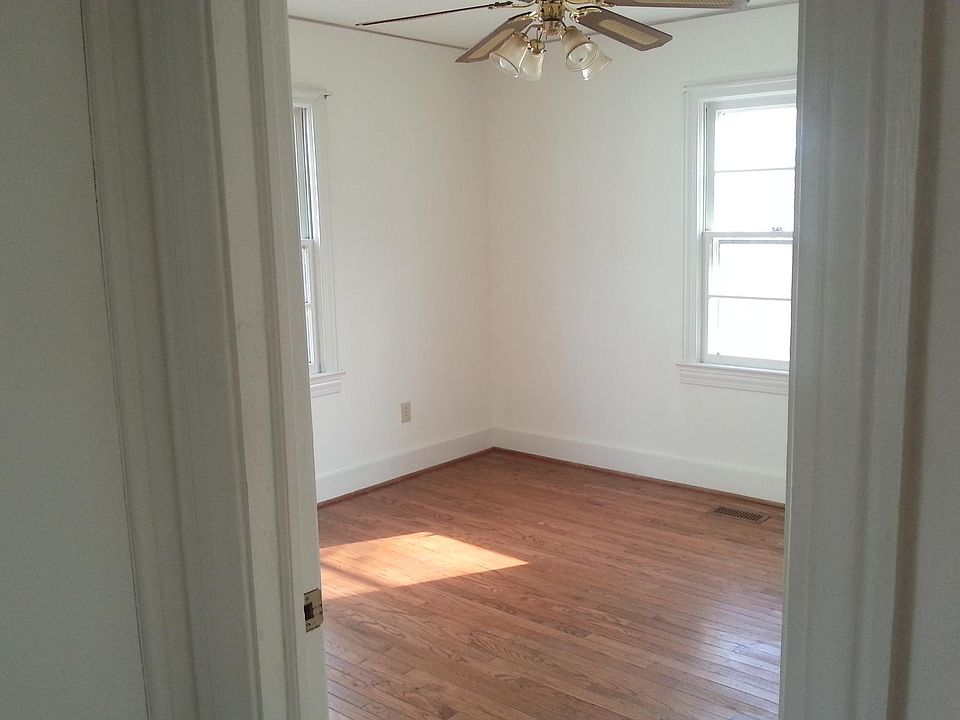 2nd image of 209 Pisgah Dr