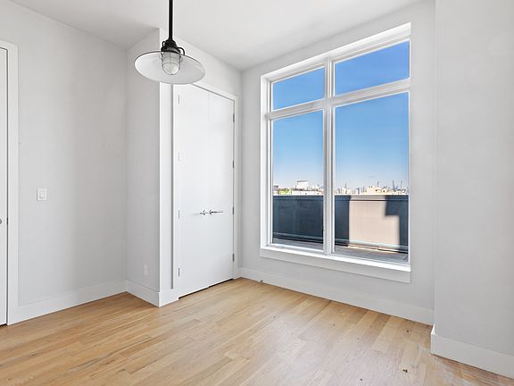 4th image of 785 Dekalb Ave #Penthouse B
