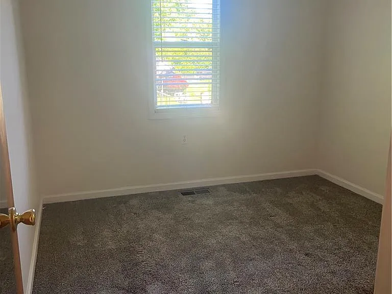 1839 Willow Park Rd — Photo 12