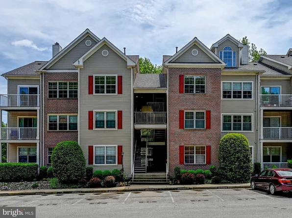 2309 Falls Gable Ln #L, Baltimore, MD 21209