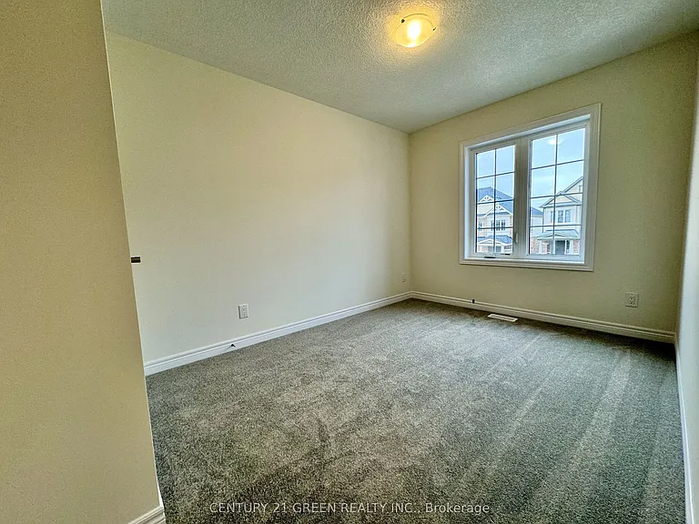 183 Broadacre Dr — Photo 24