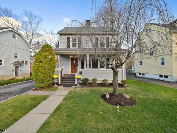 38 Lewis Ave, Summit City, NJ 07901