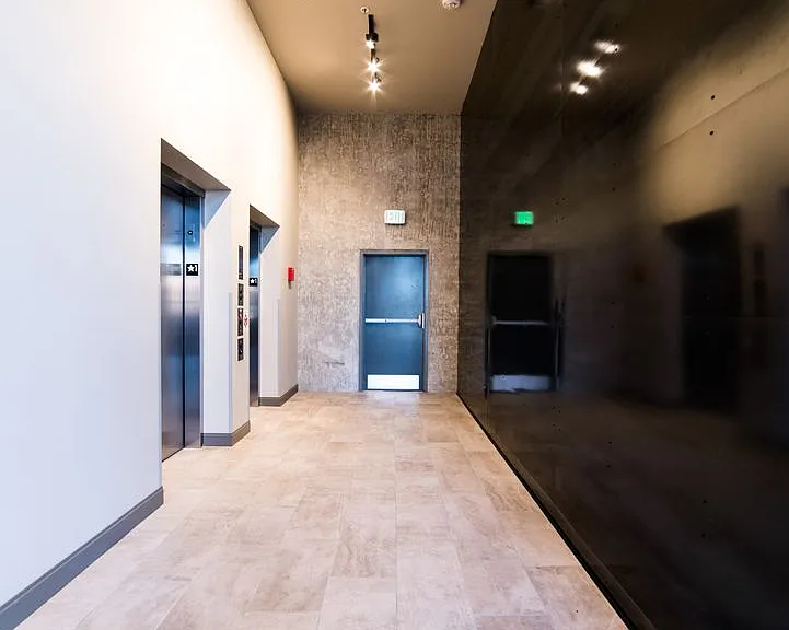123-4th Apts — Photo 39