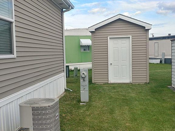 4th image of 8800 S Harlem Ave #1720