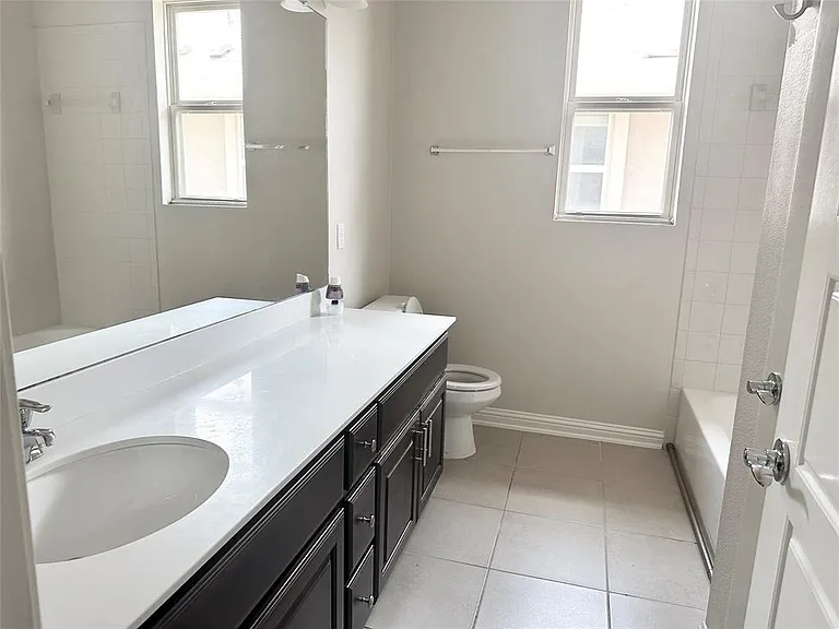 6814 E Riverside Dr #26 — Photo 17