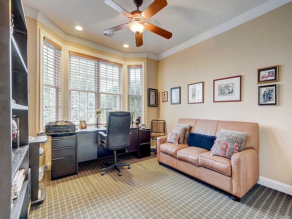 5th image of 131 Altessa Blvd