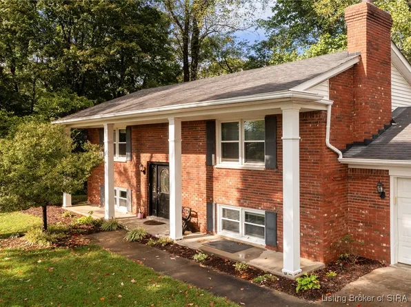 6644 Old Vincennes Road, Floyds Knobs, IN 47119