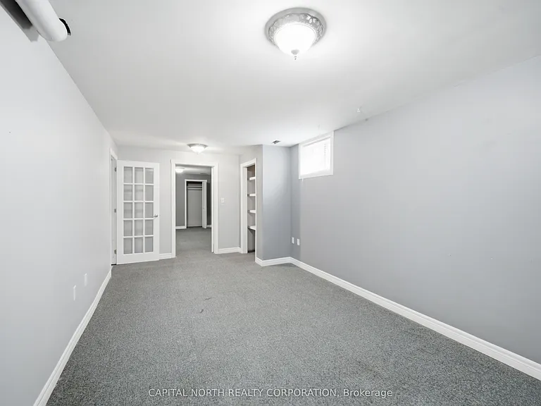126 Marsellus Dr — Photo 28