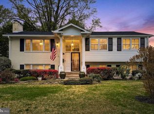 7052 Wardell St, Annandale, VA 22003