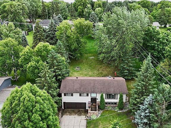 2nd image of 1502 Terrace Dr