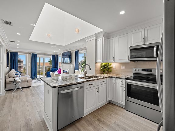 3rd image of 9581 Shore Dr. #317