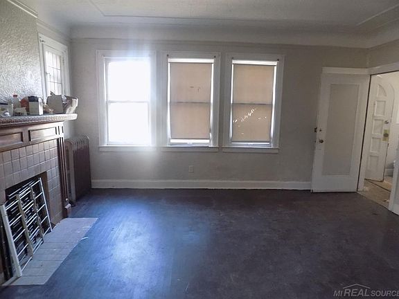 4th image of 14135 Mansfield St