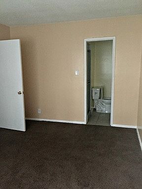 4th image of 4535 Santo Tomas Dr APT 4