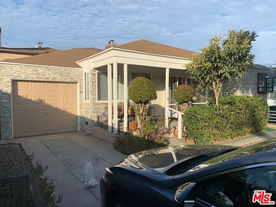 1st image of 3866 Bentley Ave APT B