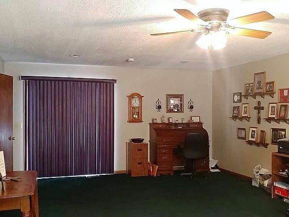 5th image of 885 S Nebraska Ave