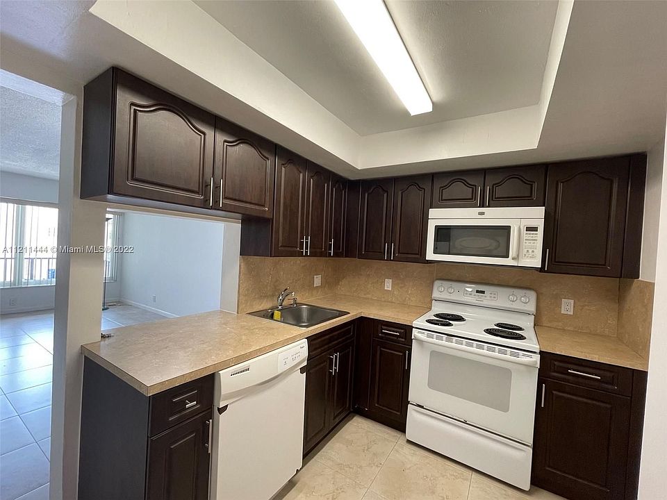 1st image of 1400 NE 169th St APT 201