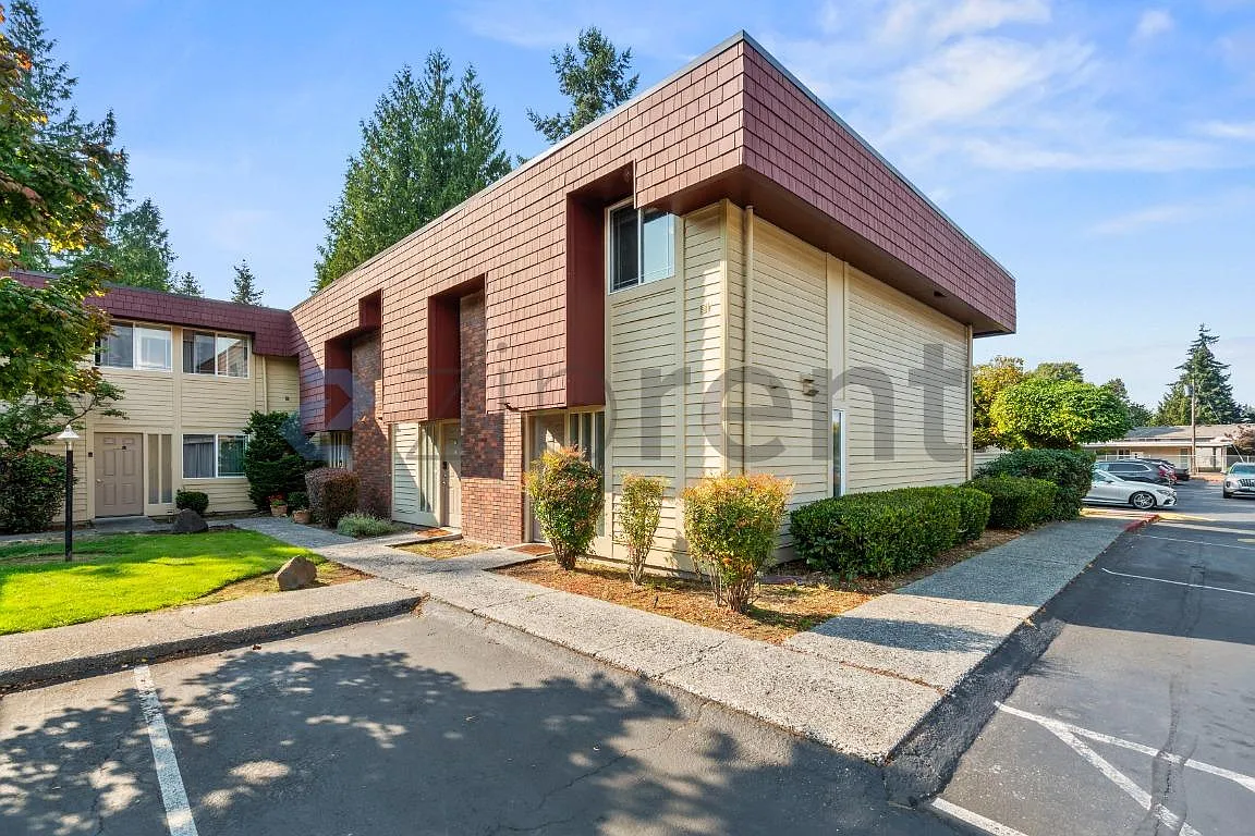 2 bed, 1.5 bath, 950 sqft, $2,900 — Photo 1