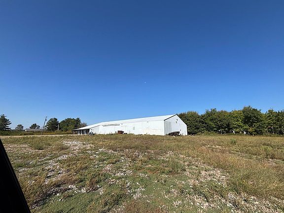 5th image of 6442 State Highway 76