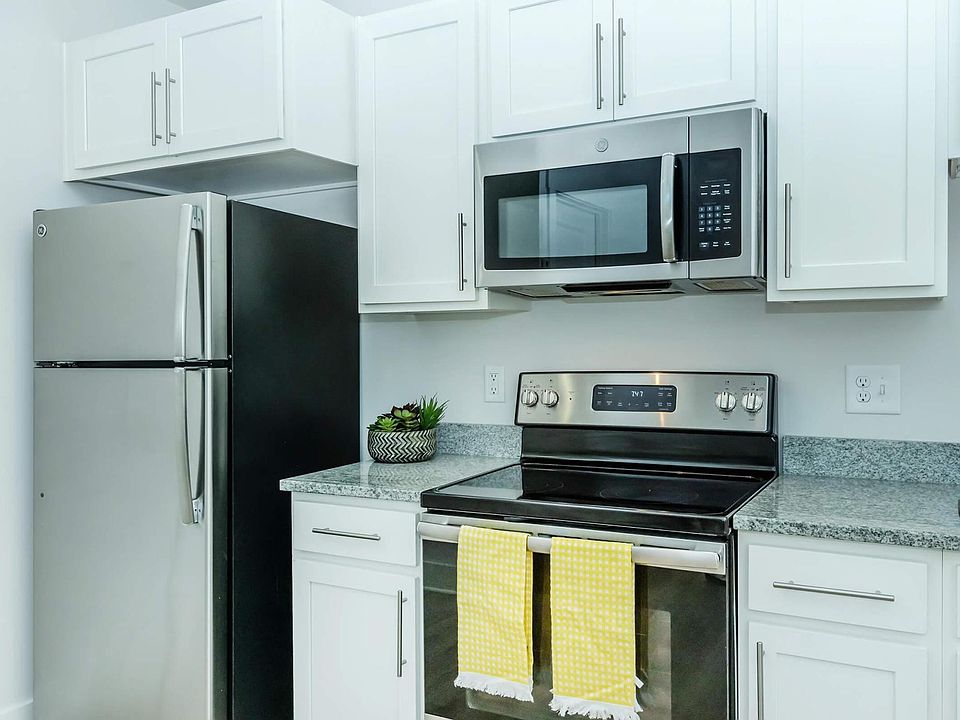 The Townhomes At Beau Rivage Apartment Rentals Wilmington, NC Zillow