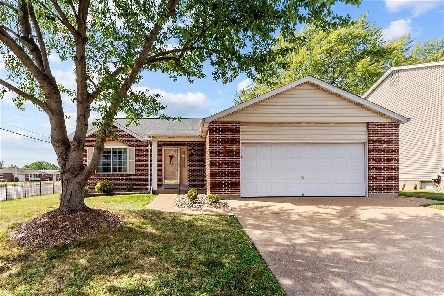8389 Weber Terrace Dr photo 1