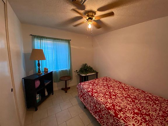 5th image of 286 E Zapata St