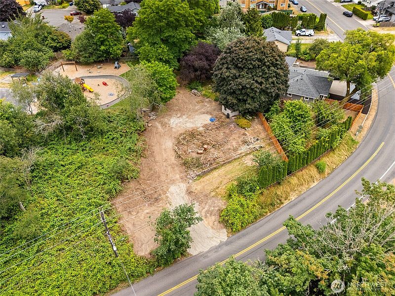 2nd image of 151 Browns Point Boulevard