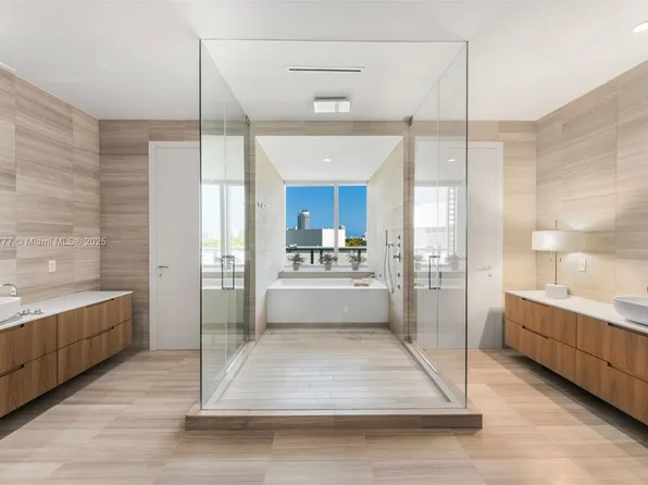 4701 N Meridian Ave Unit 512, Miami Beach, FL 33140