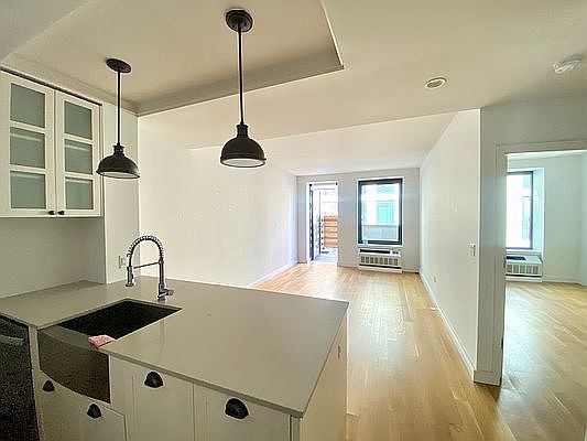 2nd image of 409 Eastern Pkwy #2033