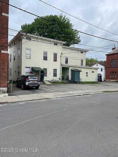 2nd image of 21-25 Mohawk Street