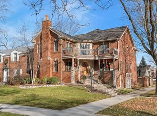 10425 S Talman Ave, Chicago, IL 60655
