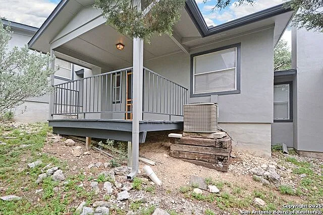 663 Floral Ave #A3 — Photo 38