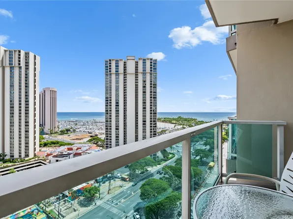 410 Atkinson Dr #1814, Honolulu, HI 96814
