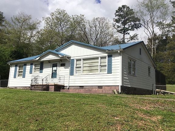 2nd image of 707 Parker Blvd