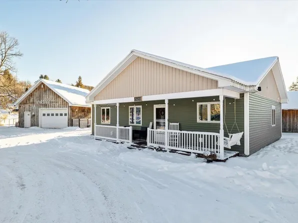 520 Montgomery Road, Berkshire, VT 05447